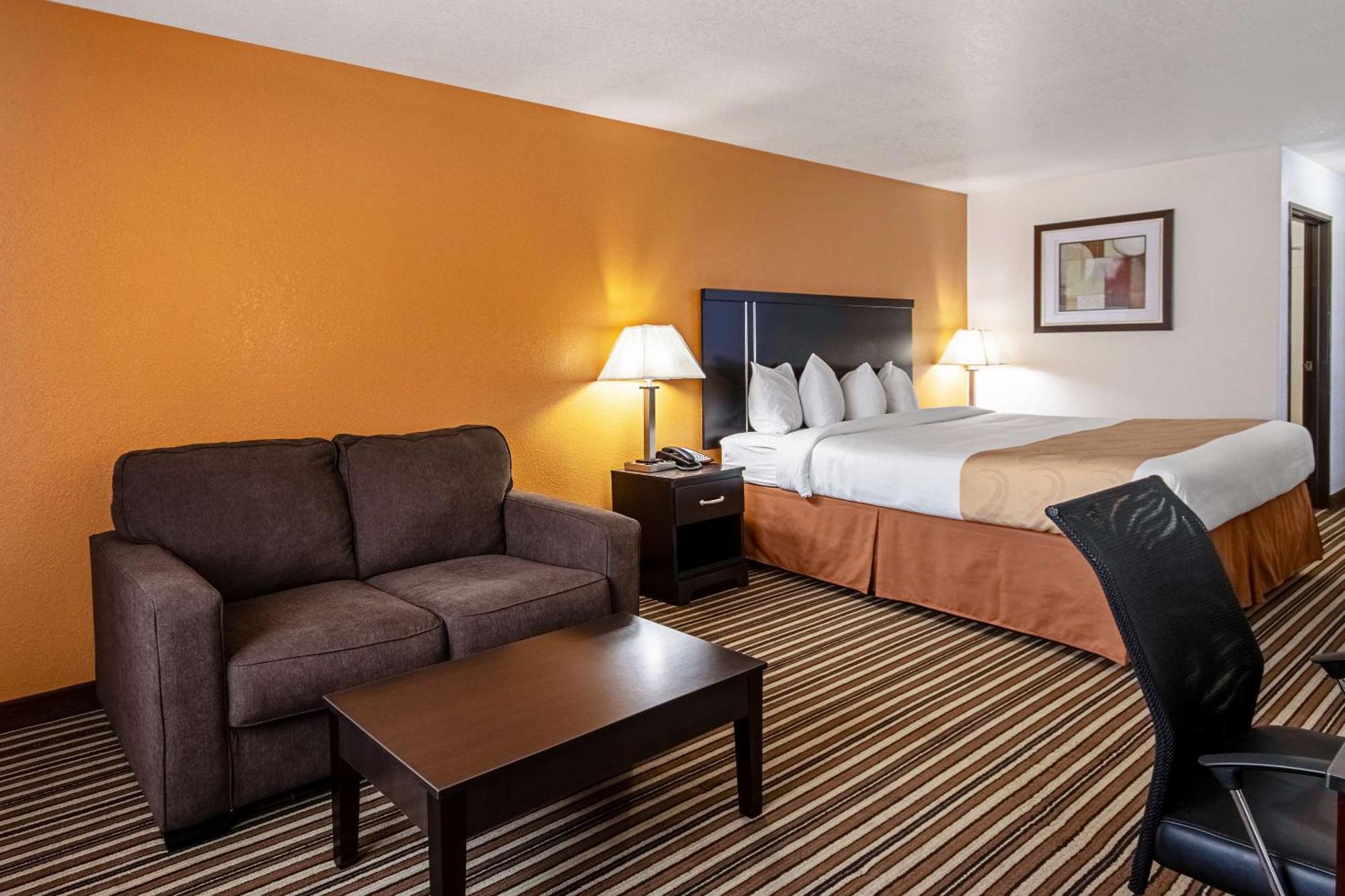 Quality Inn Dodge City Kültér fotó