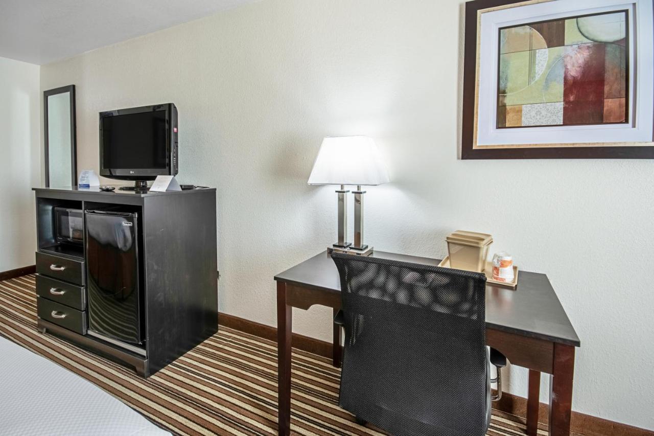 Quality Inn Dodge City Kültér fotó